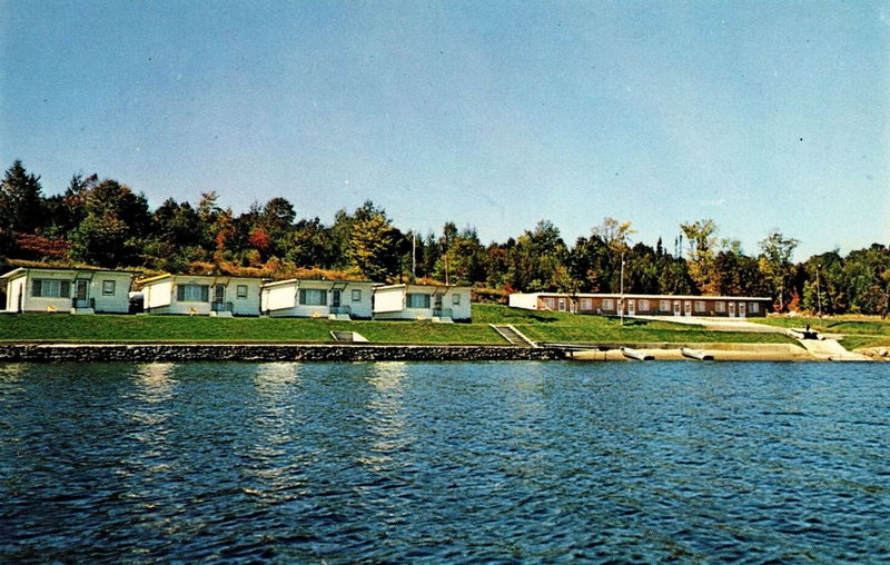 Philomena Cottages and Motel - Vintage Post Card (newer photo)